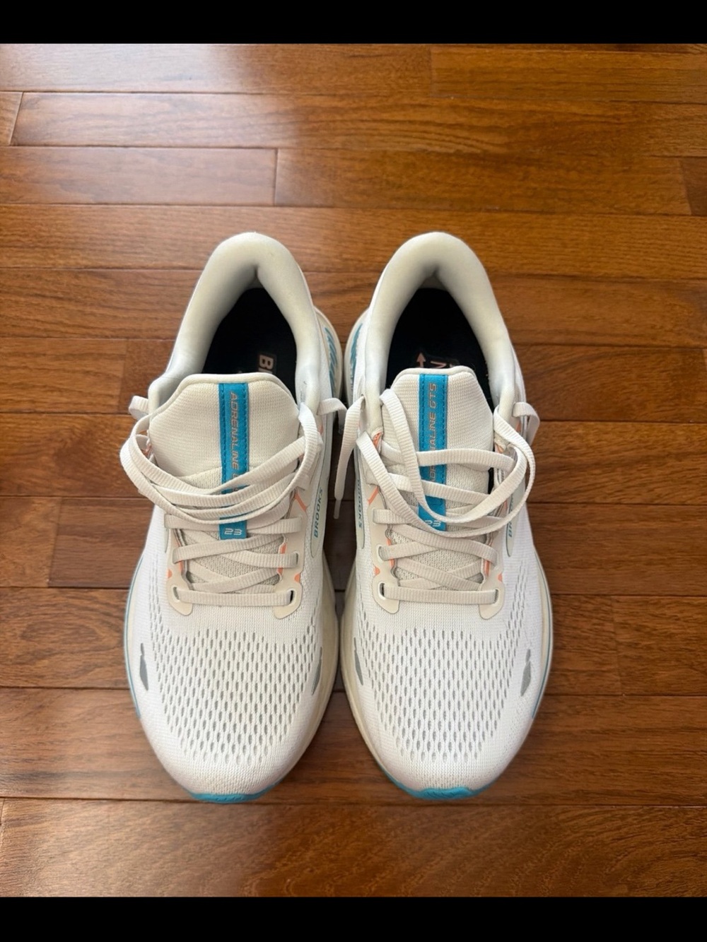 Women’s Brooks